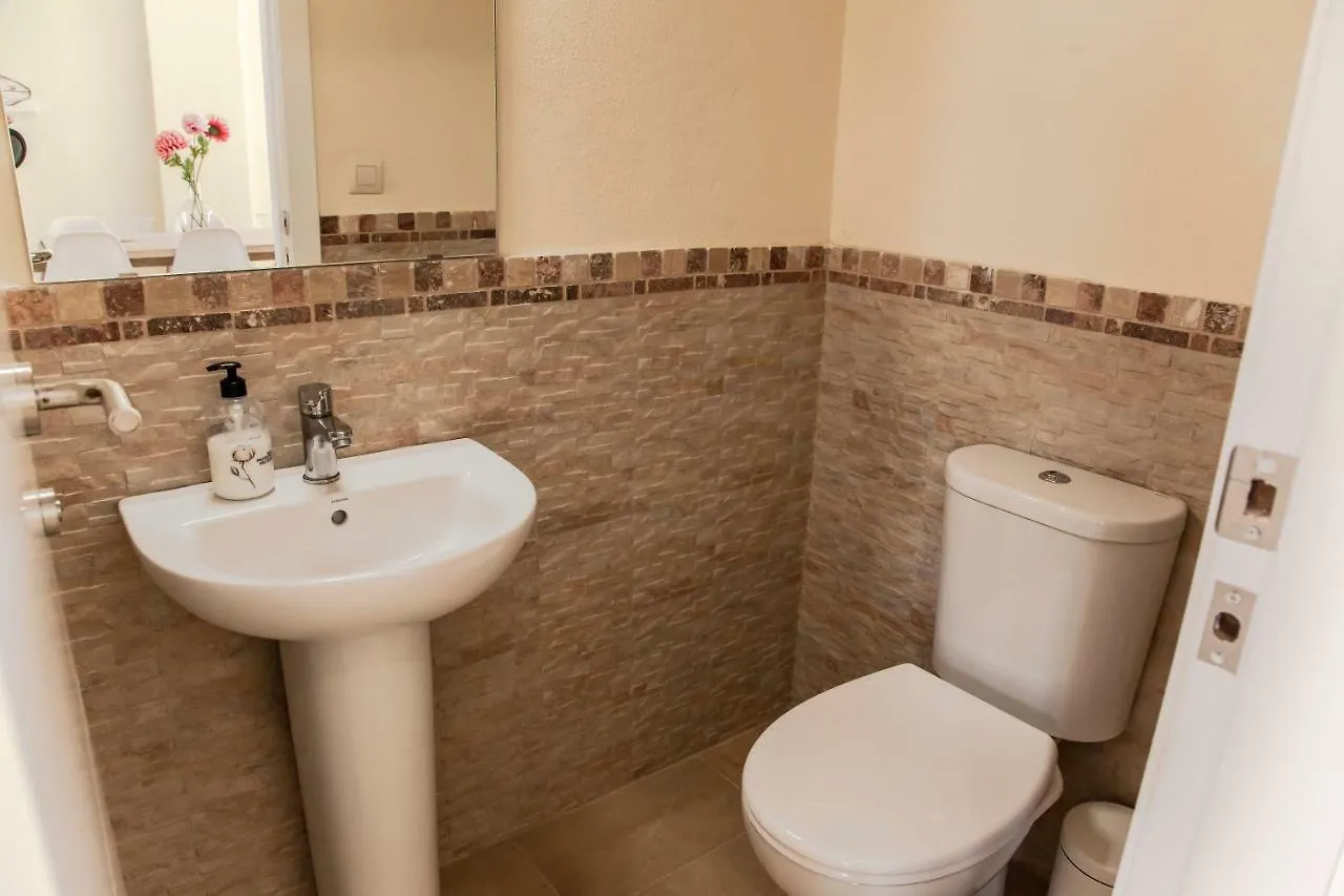 Holiday home Akutuna - Casa Familiar Con Piscina , Garaje & Pista De Padel Zahara de los Atunes
