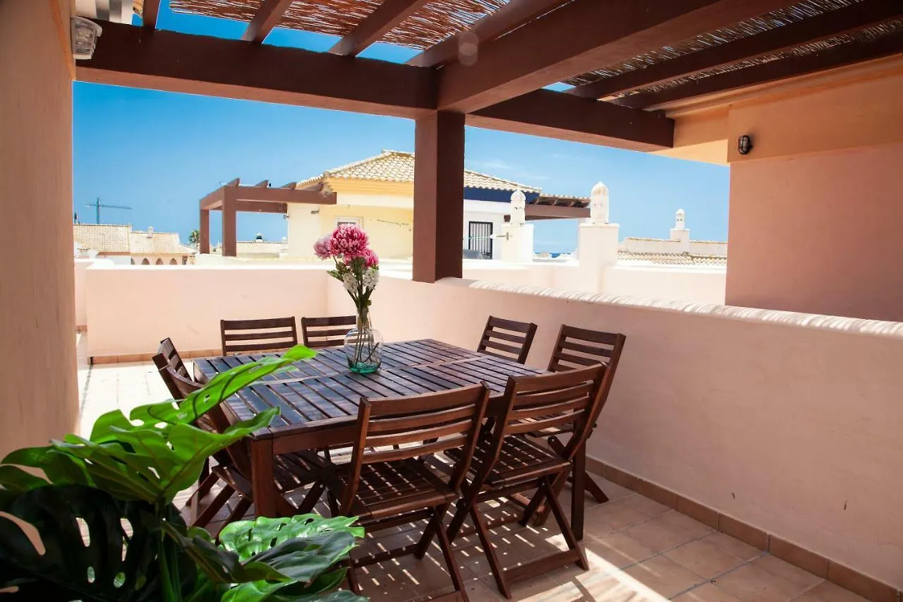 Holiday home Akutuna - Casa Familiar Con Piscina , Garaje & Pista De Padel Zahara de los Atunes